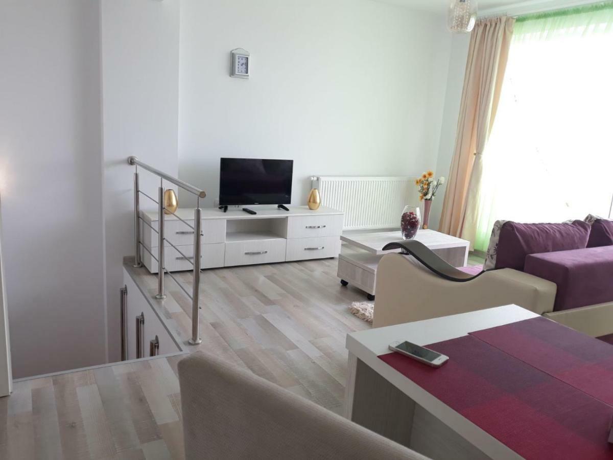 Apartament Coresi Braşov Eksteriør billede
