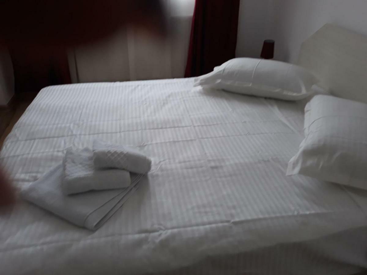 Apartament Coresi Braşov Eksteriør billede